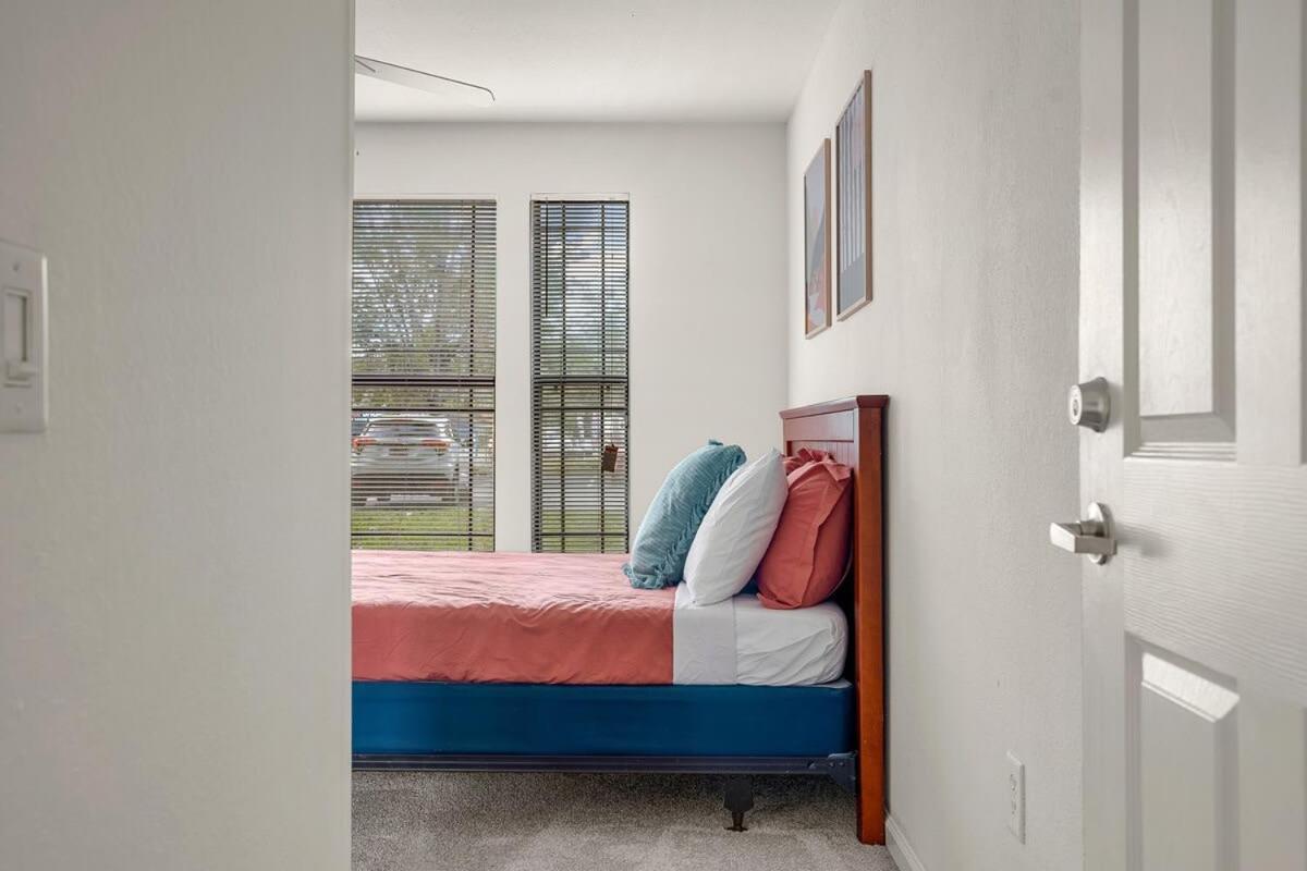 4Bd 2 Mi To Usf Free Pool + 24 Hour Gym Villa Tampa Eksteriør billede