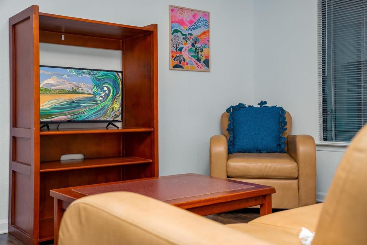 4Bd 2 Mi To Usf Free Pool + 24 Hour Gym Villa Tampa Eksteriør billede