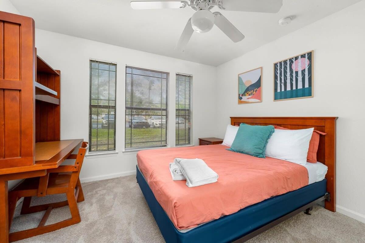 4Bd 2 Mi To Usf Free Pool + 24 Hour Gym Villa Tampa Eksteriør billede