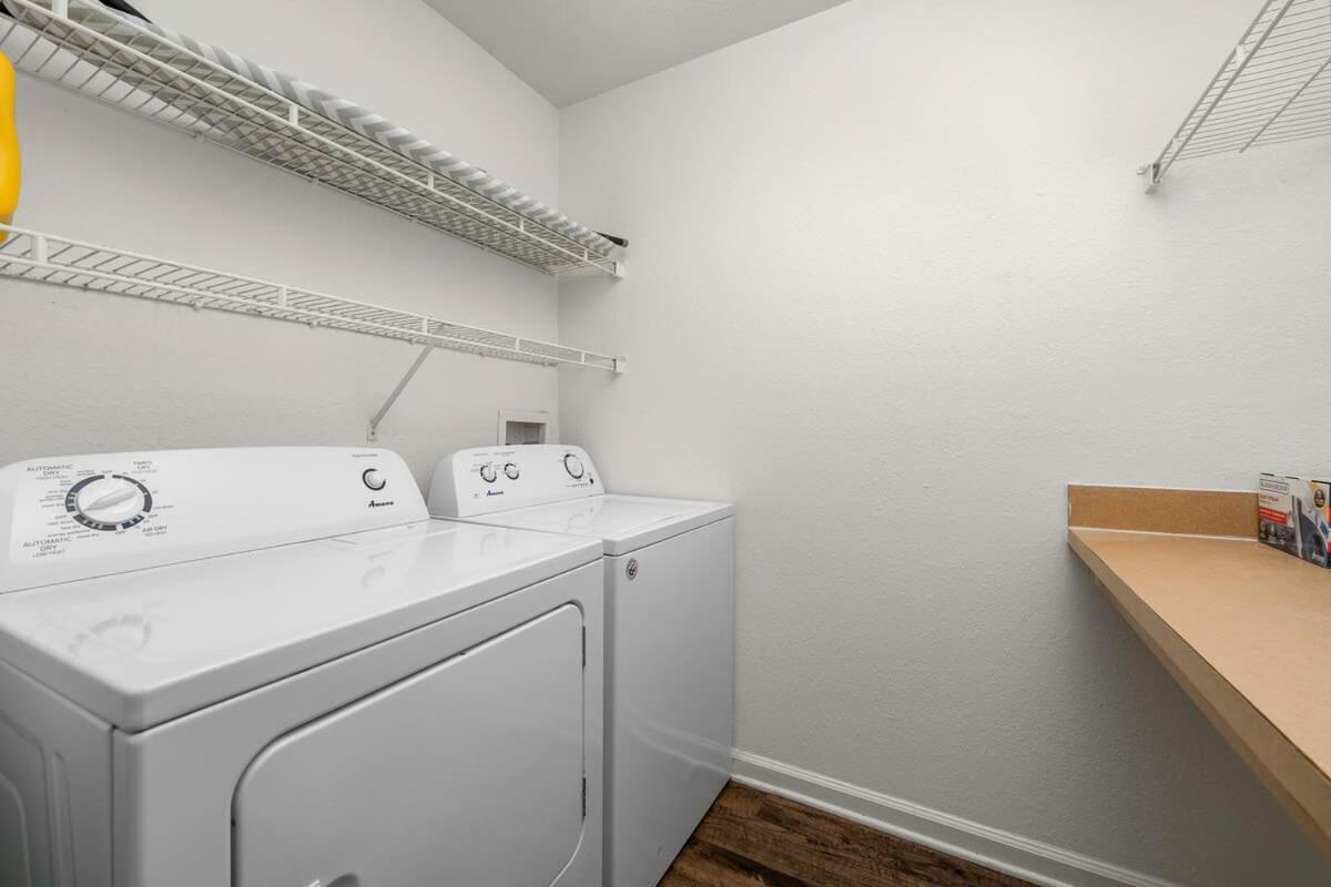 4Bd 2 Mi To Usf Free Pool + 24 Hour Gym Villa Tampa Eksteriør billede