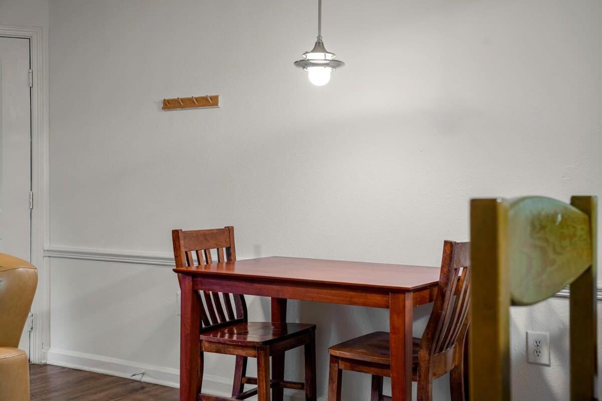 4Bd 2 Mi To Usf Free Pool + 24 Hour Gym Villa Tampa Eksteriør billede